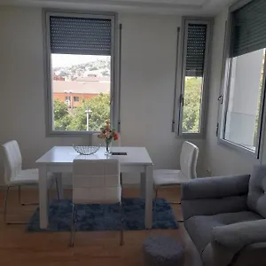 Precioso Apartamento De Alquiler En Santa Coloma. Barcelona Apartamento